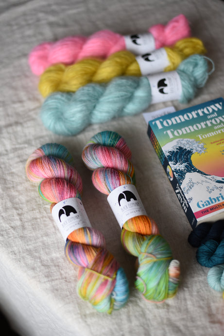 Yarn & Book - 'Both Sides' Squishy Set - pre-order