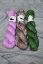 Load image into Gallery viewer, DK Superwash Merino - Ready to Ship