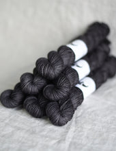 Load image into Gallery viewer, Yarn for Minimalist (pattern by Rachel Illsley of Unwind Knitwear) - preorder